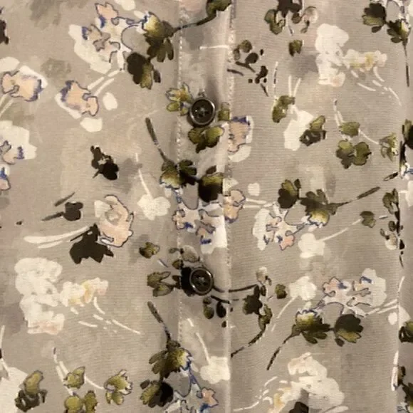 Cabi XS polyester button down blouse C - Picture 6 of 7